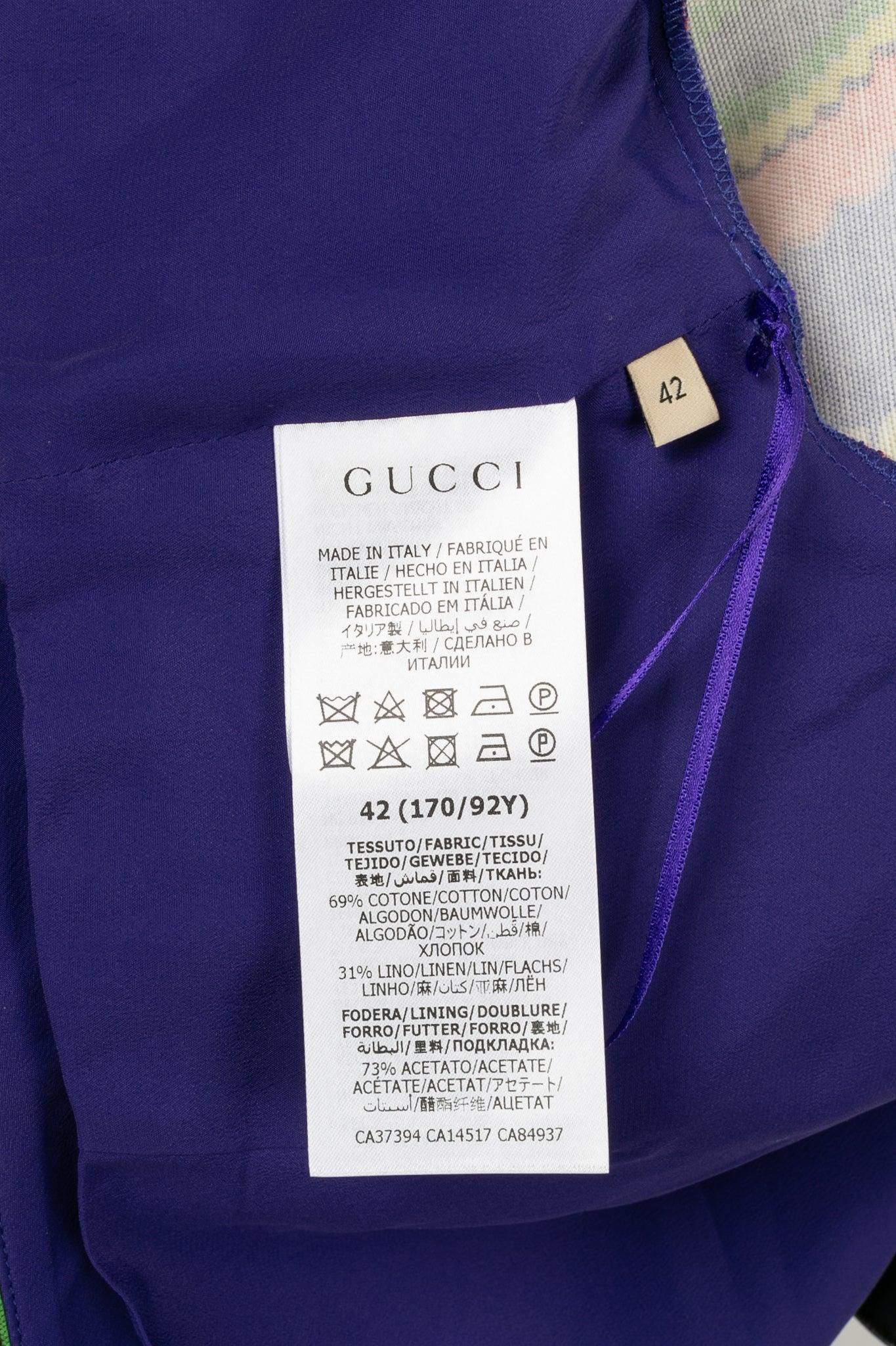 Set aus kurzem asymmetrischem Oberteil und Hose von Gucci, 2021 im Angebot 3