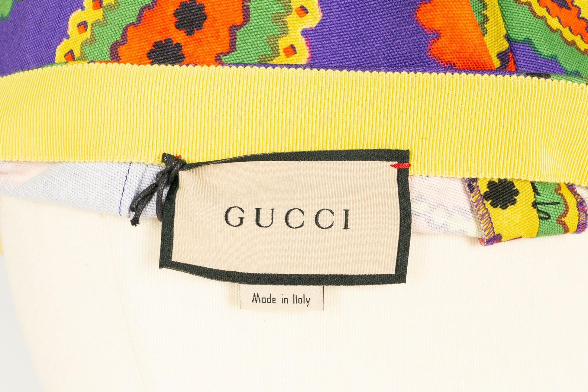 Conjunto Gucci Compuesto de Top Corto Asimétrico y Pantalón, 2021 en venta 3
