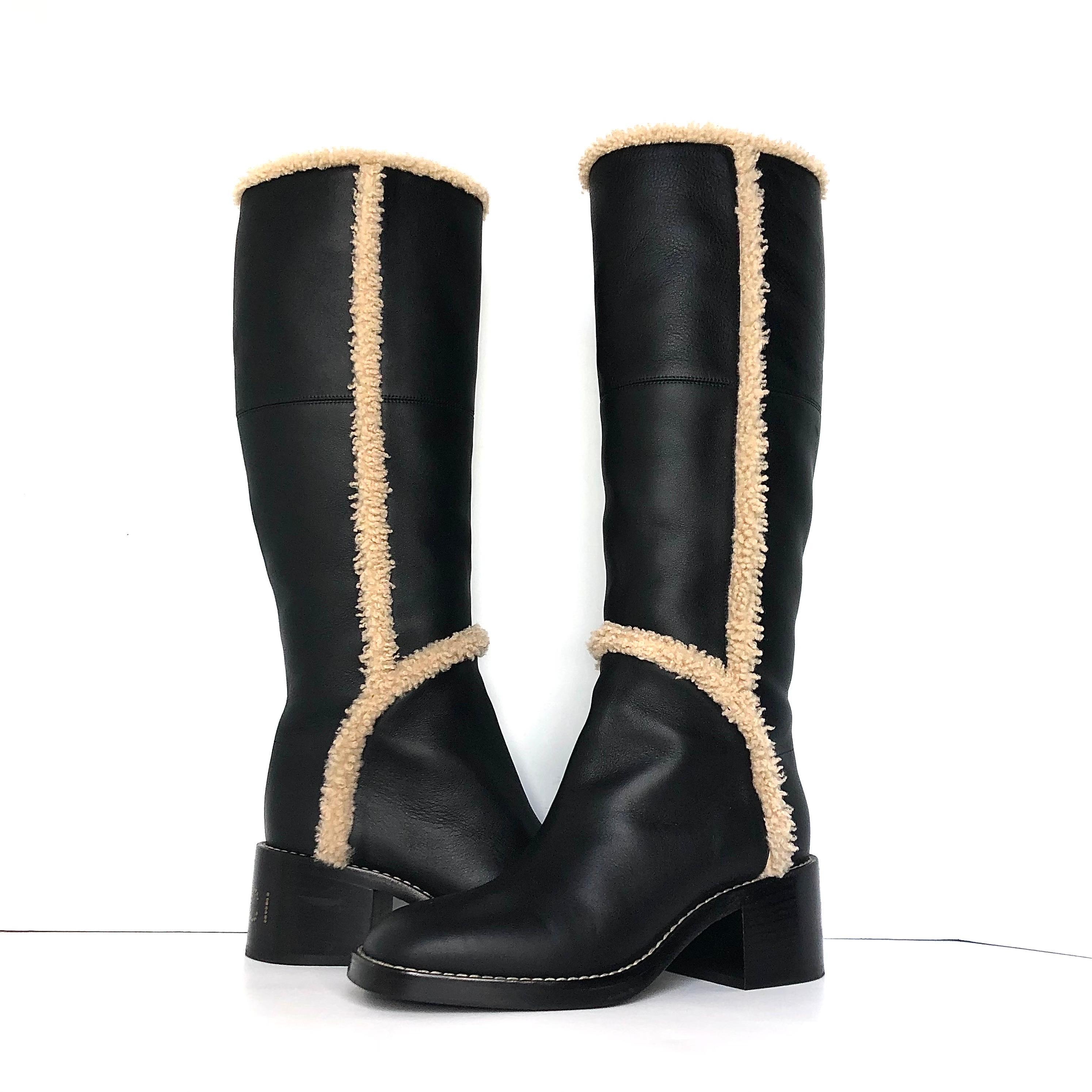 Gucci Shearling Trim Black Leather Knee High Pull On Riding Boots 37 en Excelente estado para la venta en Mechanicsville, VA