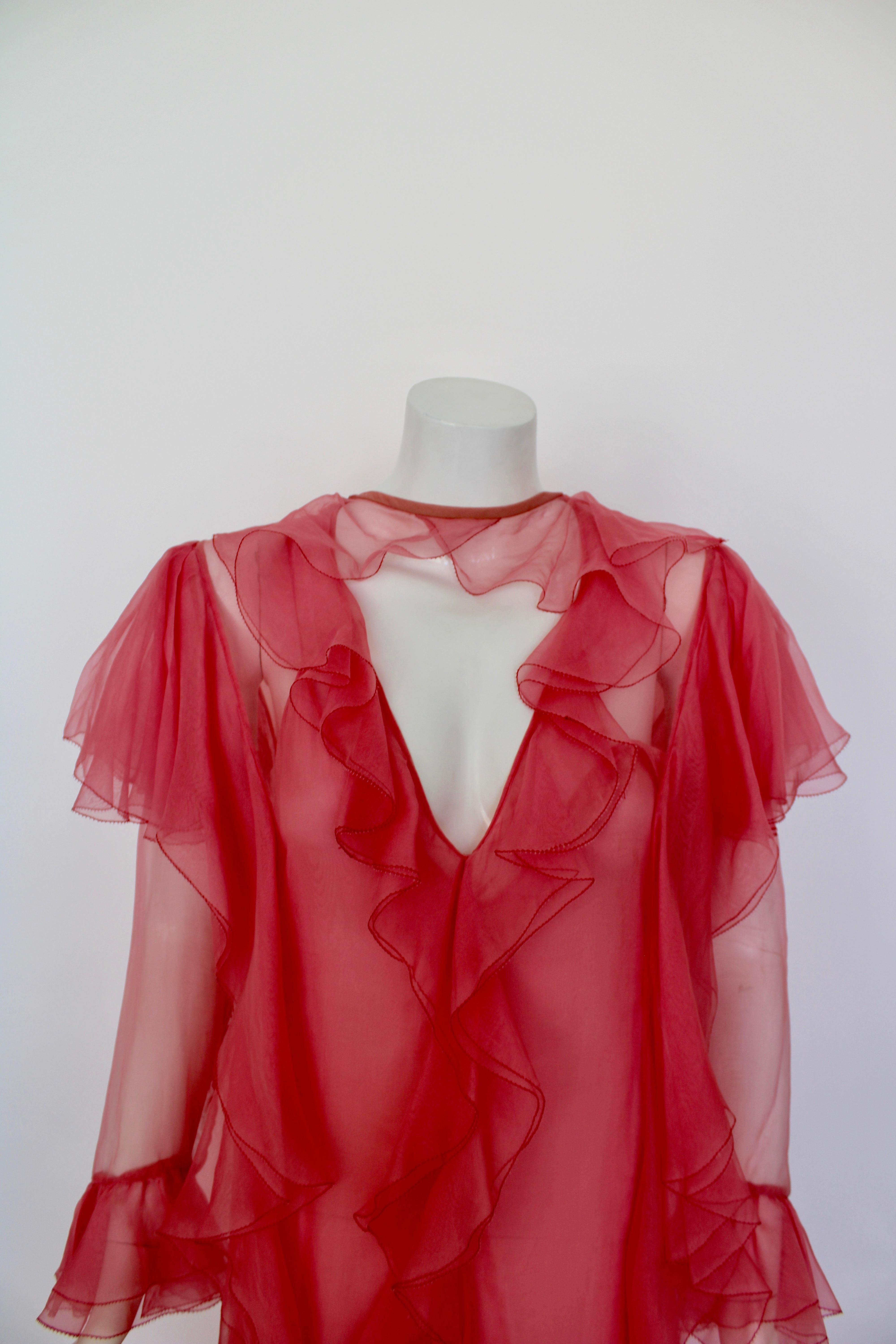 Gucci sheer ruffled gown In Good Condition For Sale In New York, NY