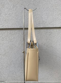 Gucci shiny light beige shoulder bag