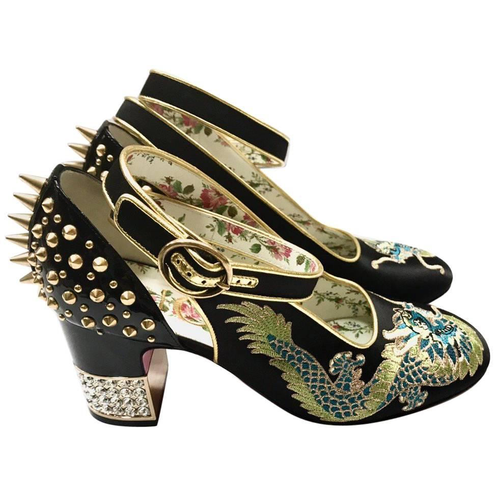 Gucci Shoes Decoltè in Satin Fabric with Dragon Print and Crystal Heel 2017 For Sale