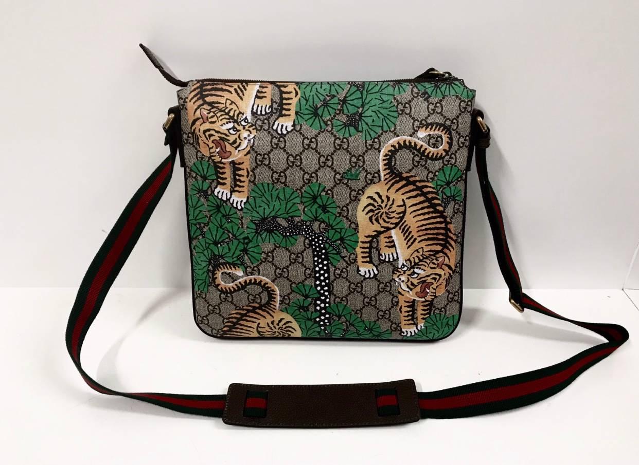 gucci sling bag men