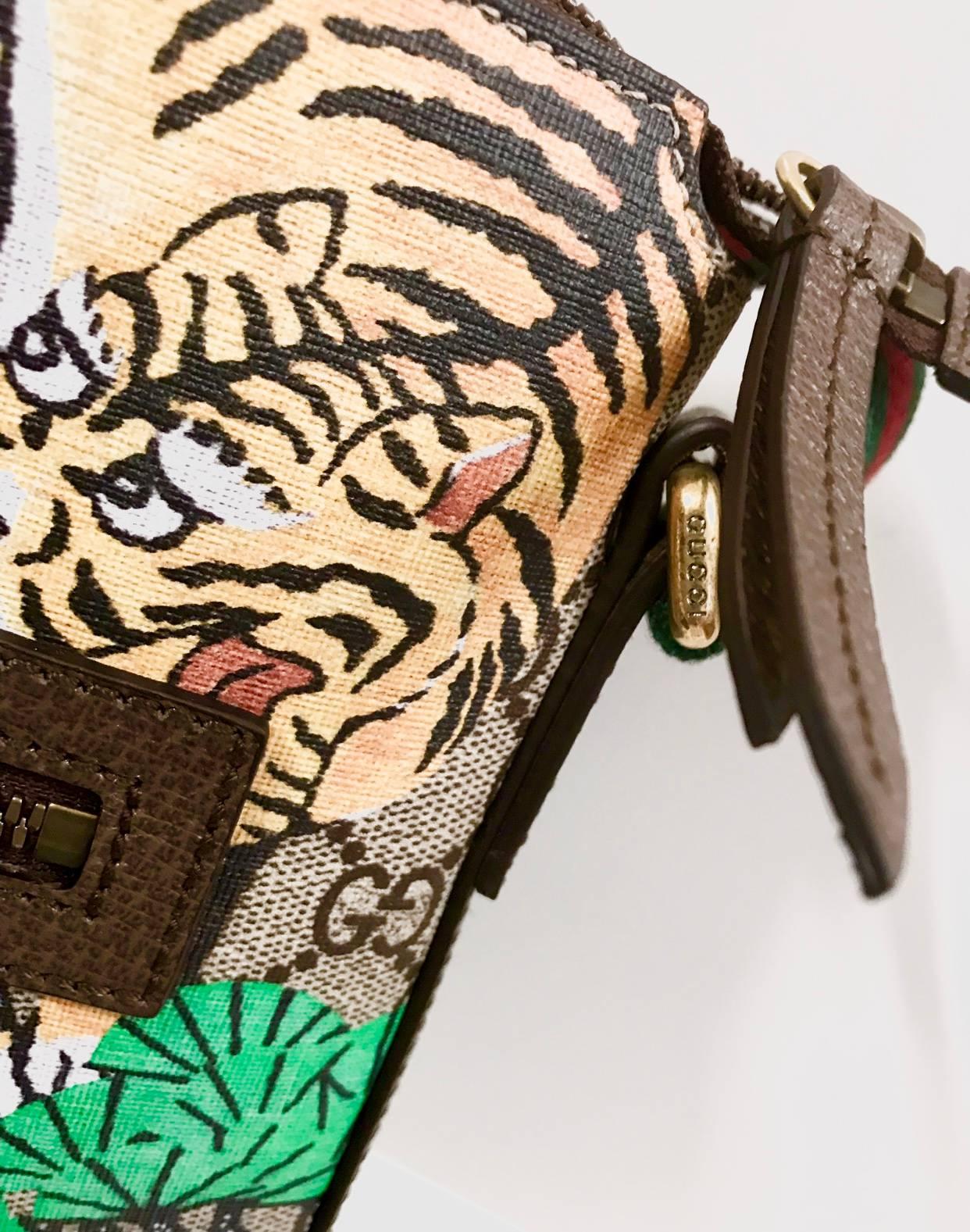 Gucci Shoulder Bag for Men's in Canvas Bengals 2017  2