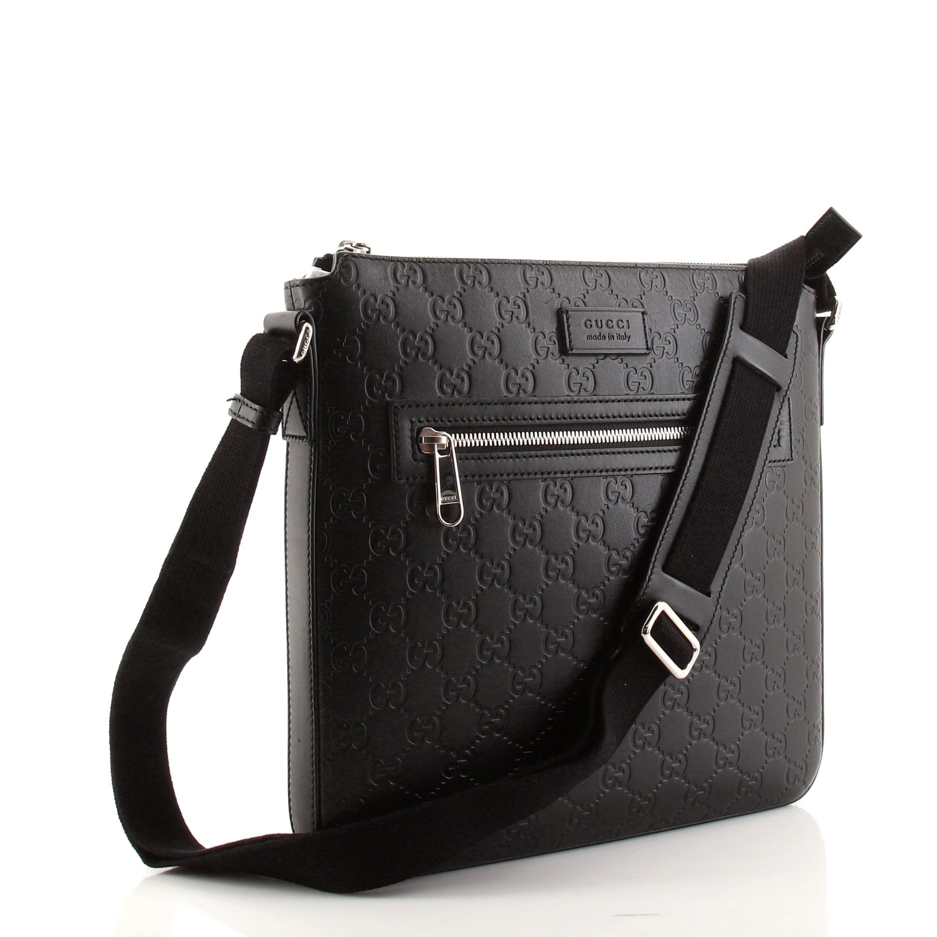 Gucci Signature Messenger Bag Guccissima aus Leder Medium mit Reißverschluss (Schwarz)