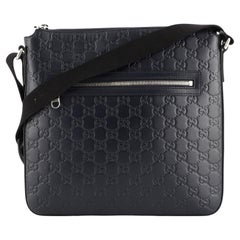 Gucci Messenger-Tasche mit Reißverschluss aus Leder Medium