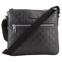 Gucci Messenger-Tasche mit Reißverschluss aus Leder Medium