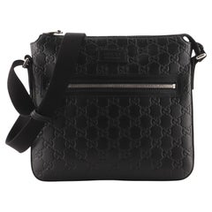 Gucci Signature Messenger Bag Guccissima aus Leder mit Reißverschluss