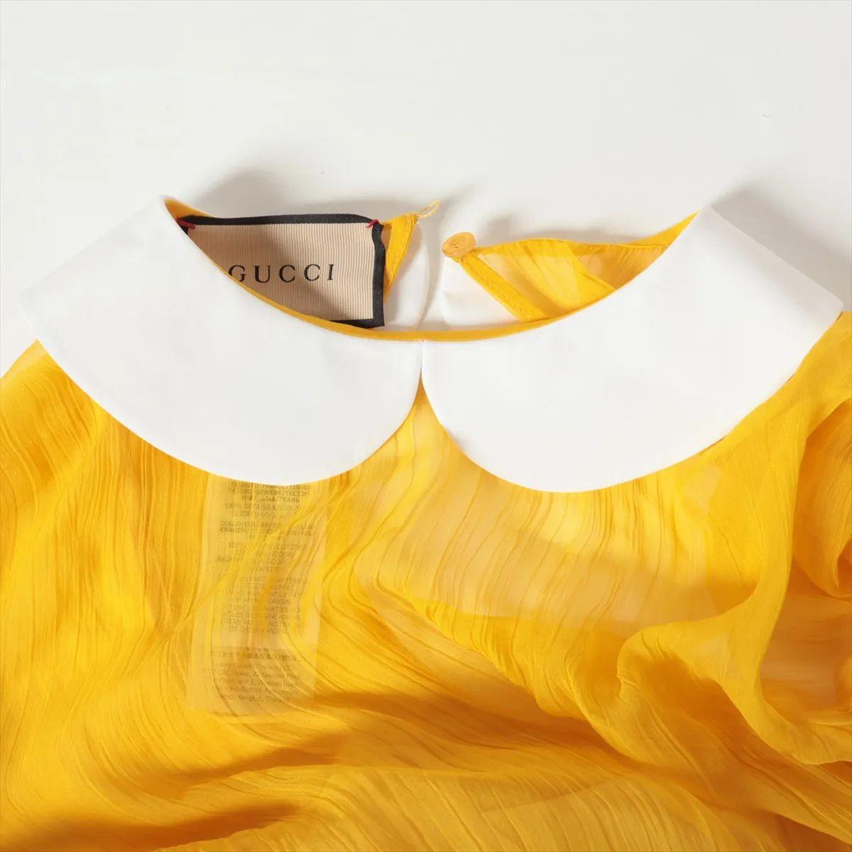 Gucci - Robe en mousseline de soie - Jaune en vente 1