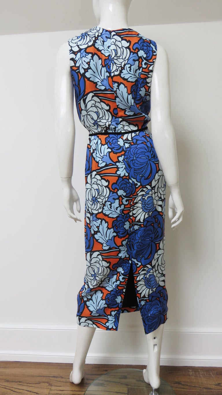 Gucci Silk Flower Print Midi Dress SS 2018 For Sale at 1stDibs