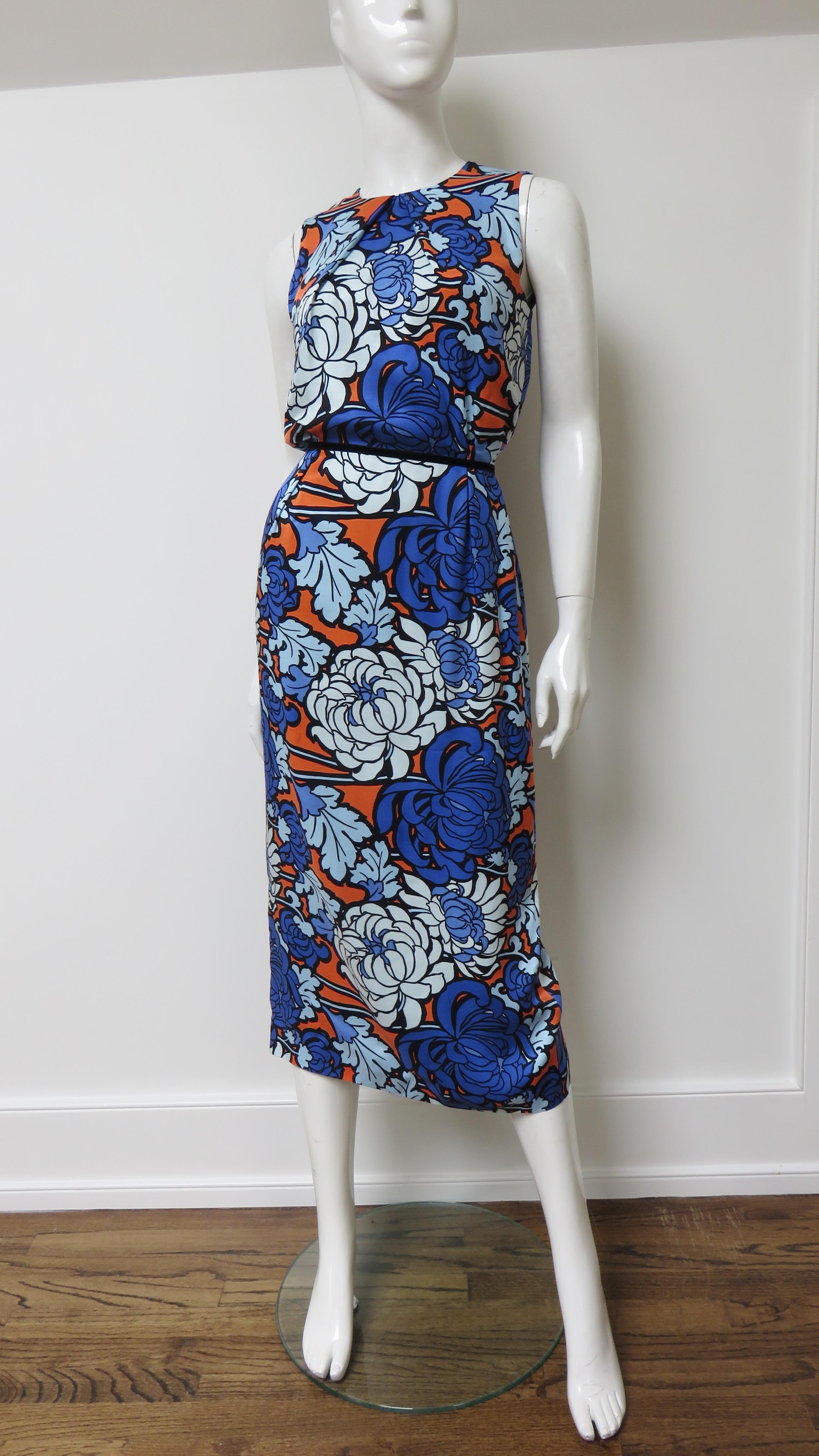 Women's Gucci Silk Flower Print Midi Dress SS 2018 For Sale