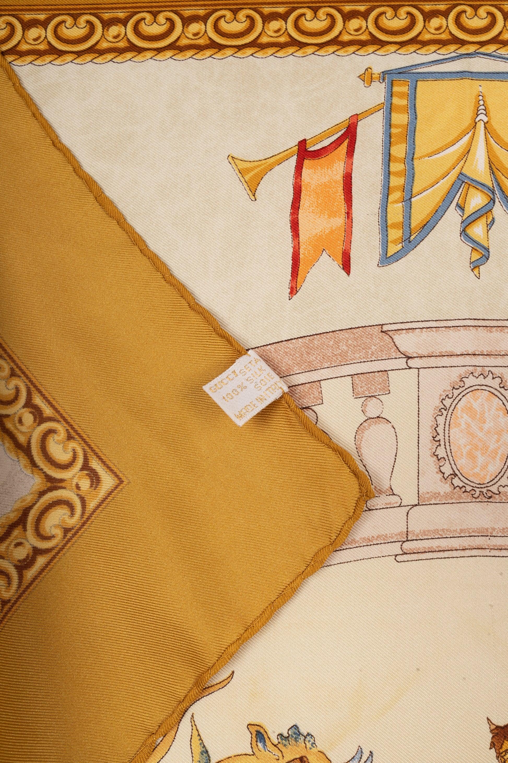 Women's Gucci Silk Foulard For Sale