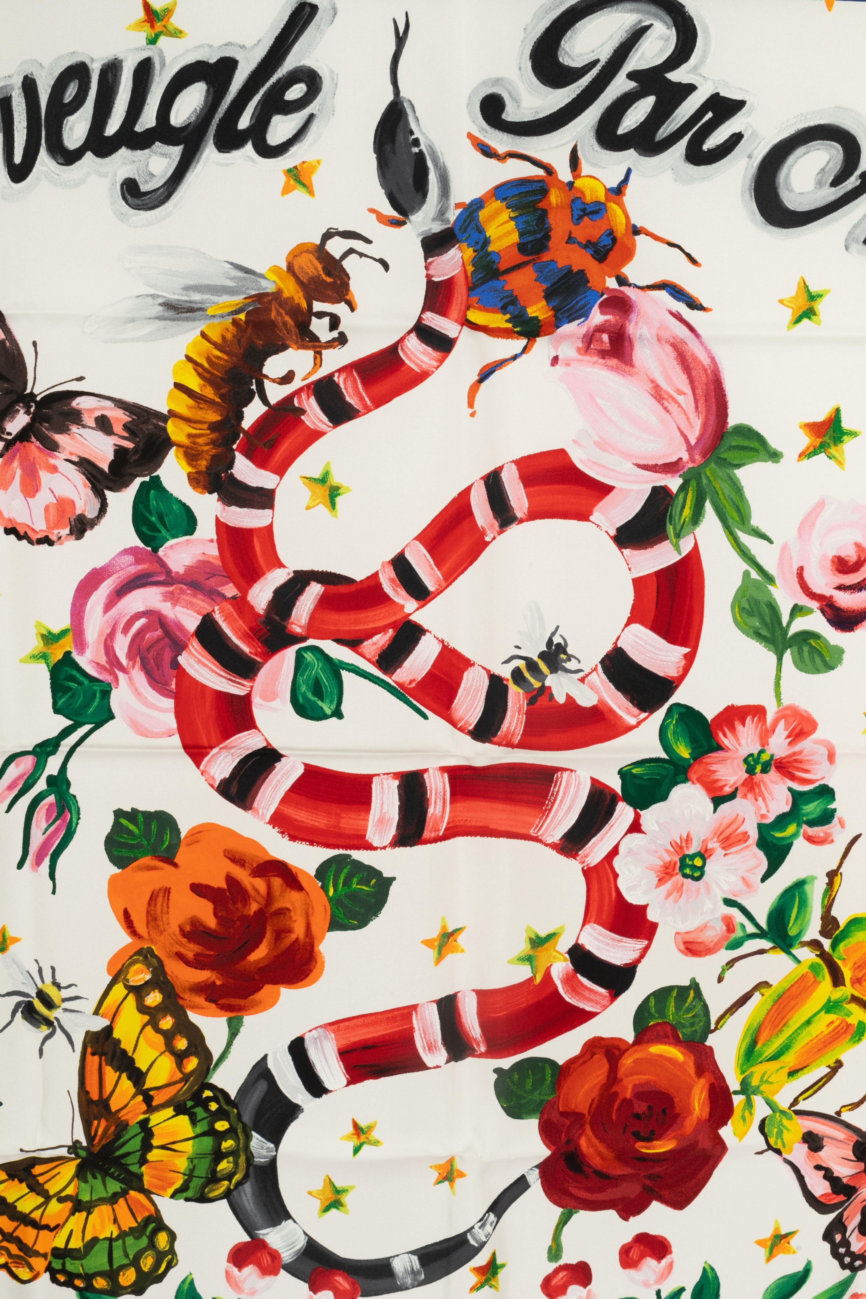 Beige Foulard di seta Gucci 'L'Aveugle par Amour' collezione Garden Mini Sera in vendita