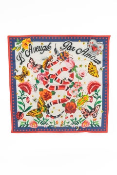 Foulard en soie Gucci collection 'L'Aveugle par Amour' Garden Mini Sera
