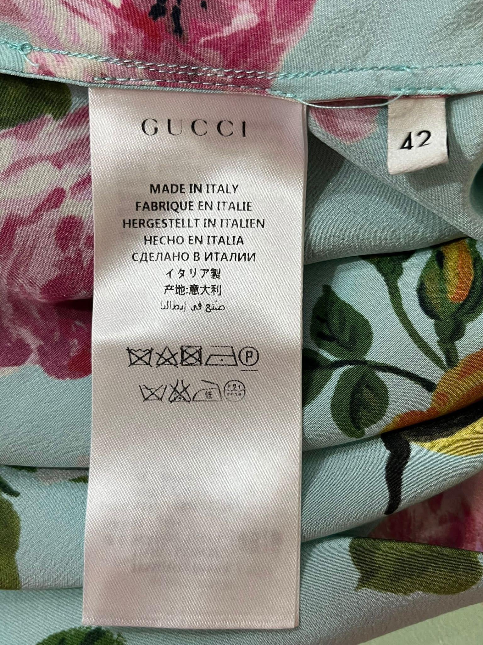 Gucci - Robe en soie imprimée rose et abeilles en vente 4