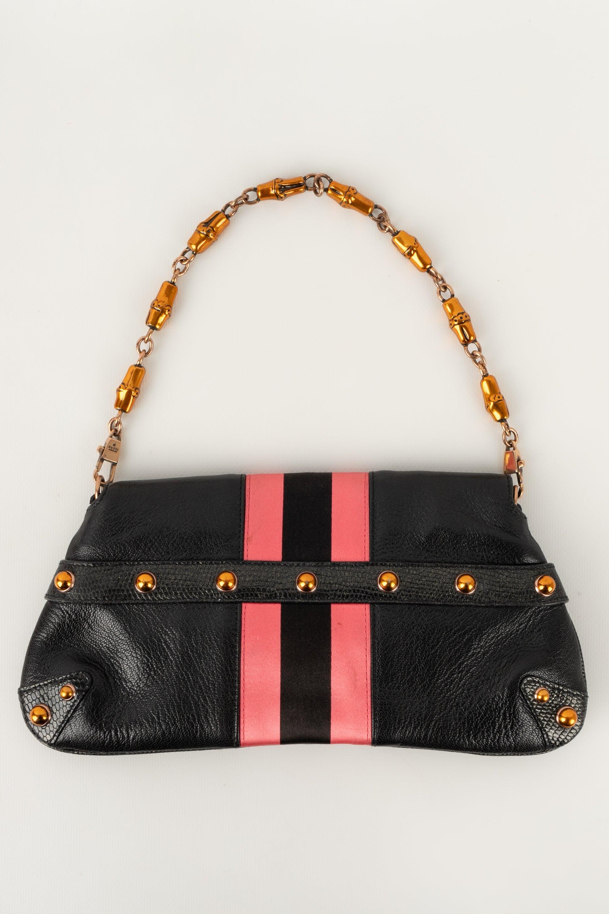 Gucci Silk Satin and Black Leather Bag with Metal and Rhinestones, 2004 In Good Condition In SAINT-OUEN-SUR-SEINE, FR