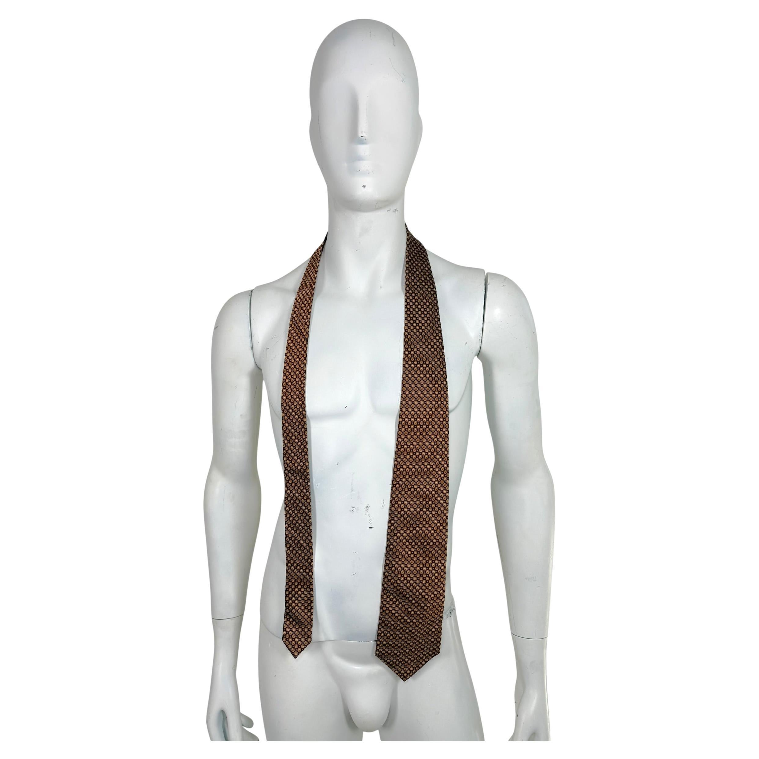 Gucci Seidenkrawatte Braun Gold Geometrisches Muster Made in Italy im Angebot