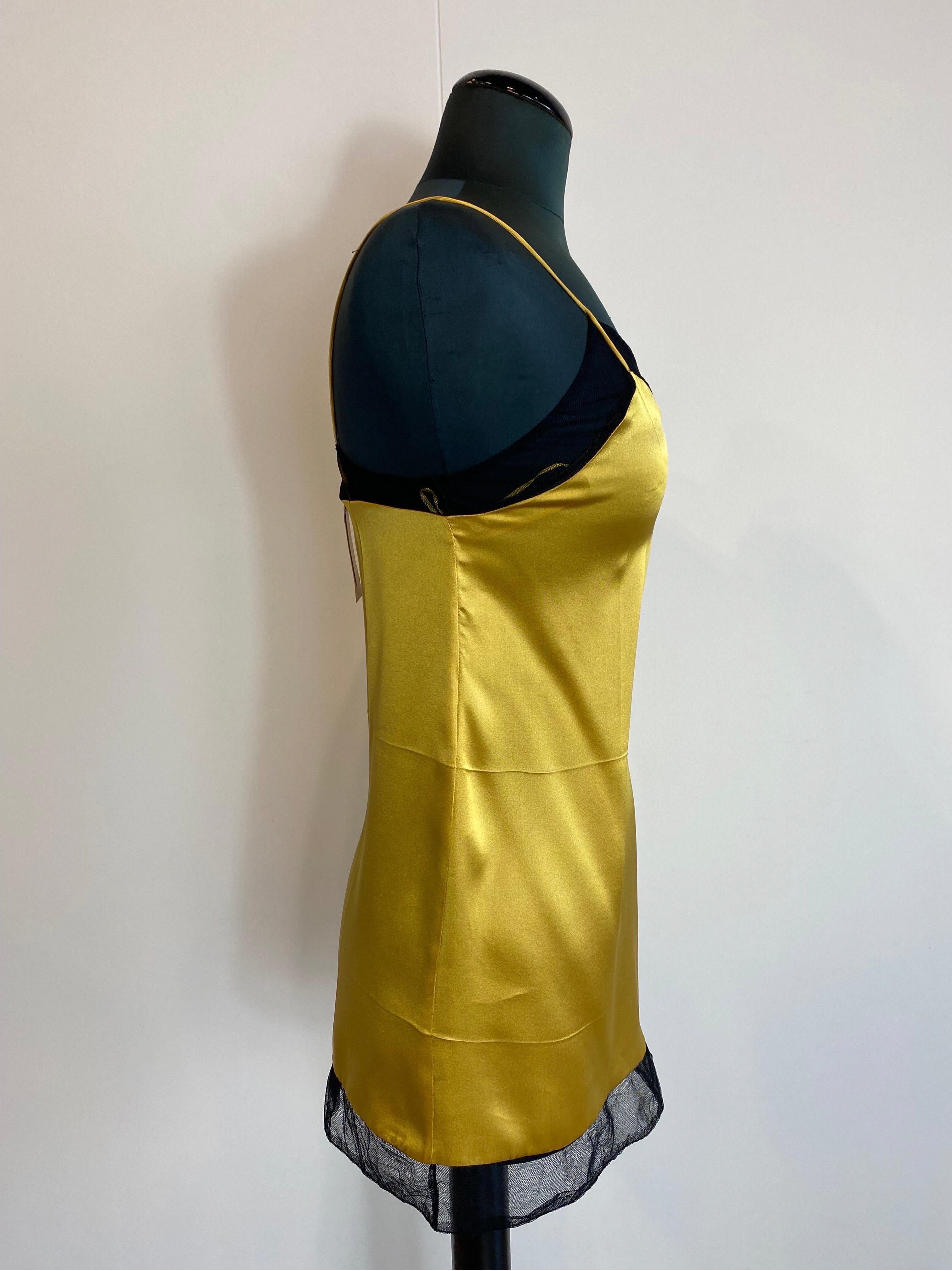 Brown Gucci silk top For Sale