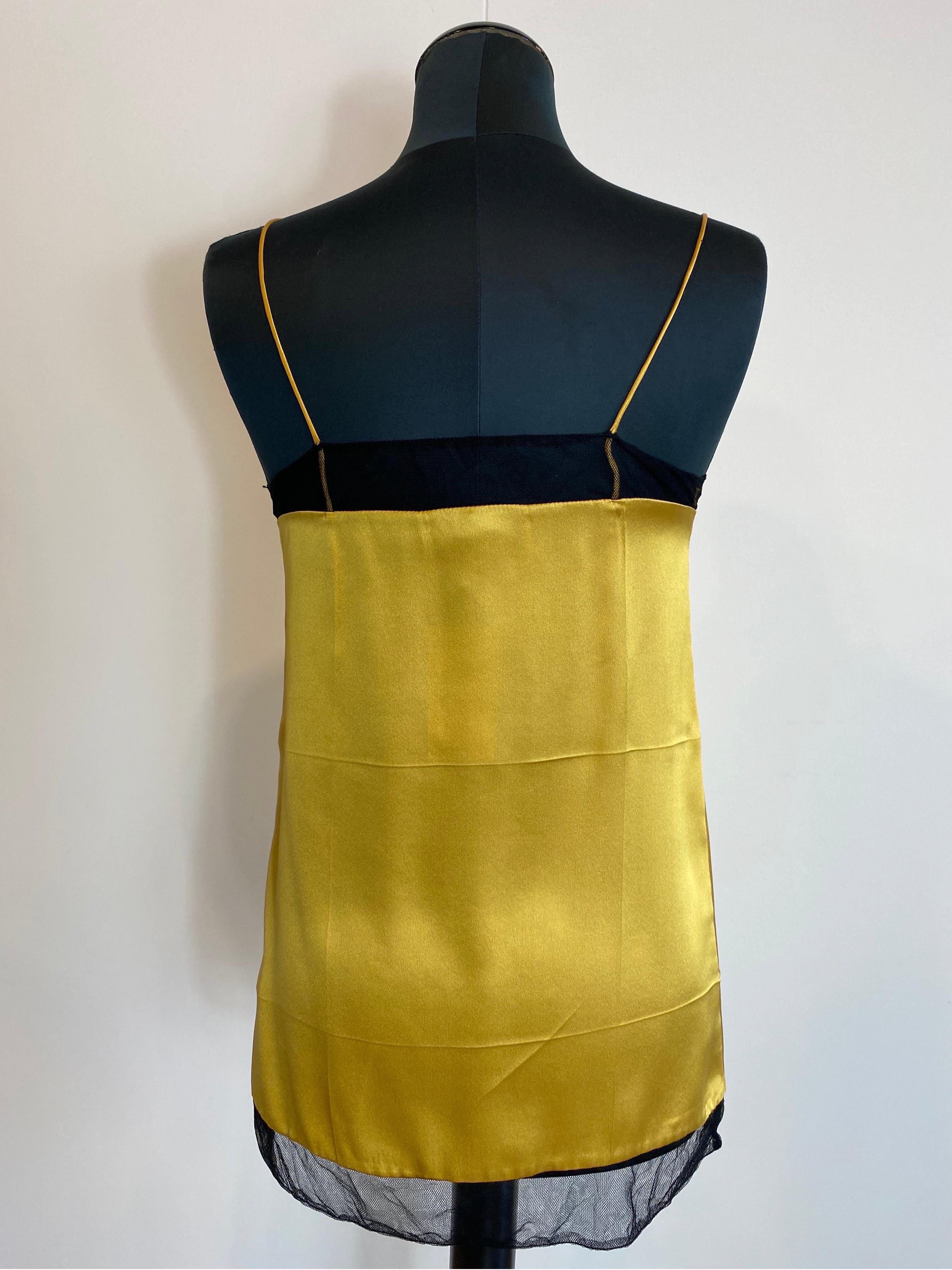 Gucci silk top In Excellent Condition For Sale In Carnate, IT