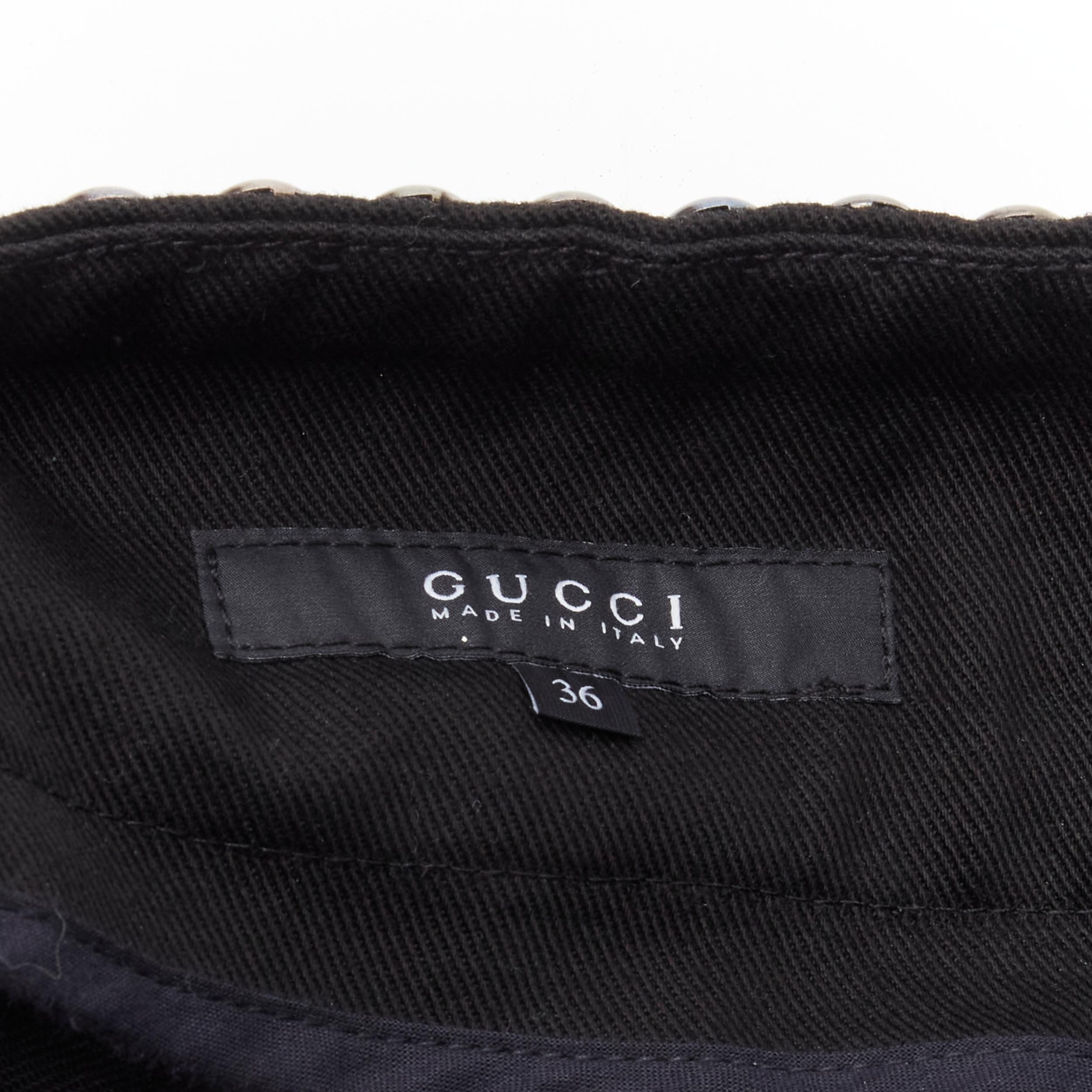 GUCCI Silberne Denim-Jeans mit Kuppelstecker-Verzierung an der Taille IT36 XS im Angebot 1