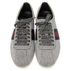 Gucci Bambi Web Sneakers aus Silber glitzerndem Leder Größe 37