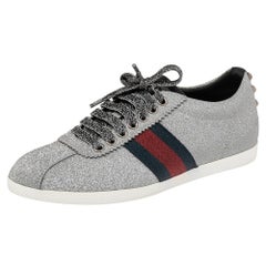 Gucci Bambi Web Sneakers aus Silber glitzerndem Leder Größe 37