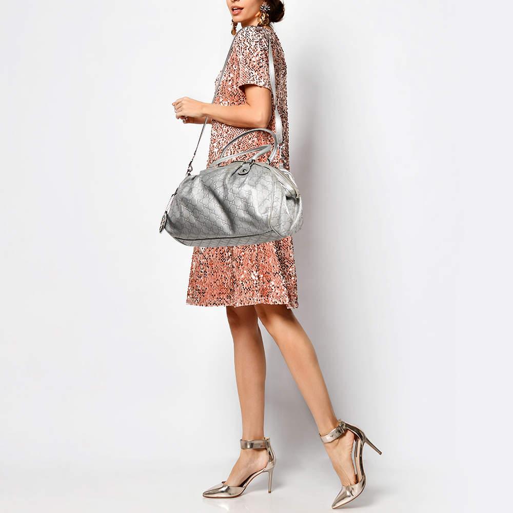 This satchel is rendered in the finest quality materials into an elegant design. Versatile and functional  it is well sized for your daily use.