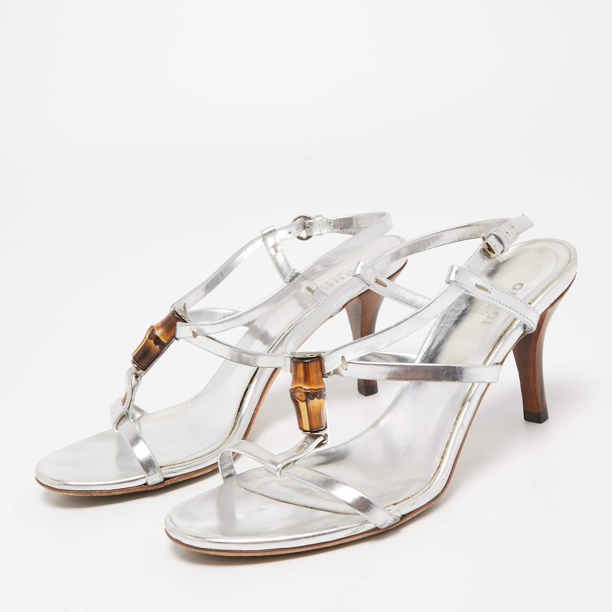 These sandals are chic and constructed with care for a great fit. Crafted from quality materials, they are durable, easy to style, and fabulous, with comfortable interiors, artful designing, and beautiful uppers.


Includes
Original Dustbag