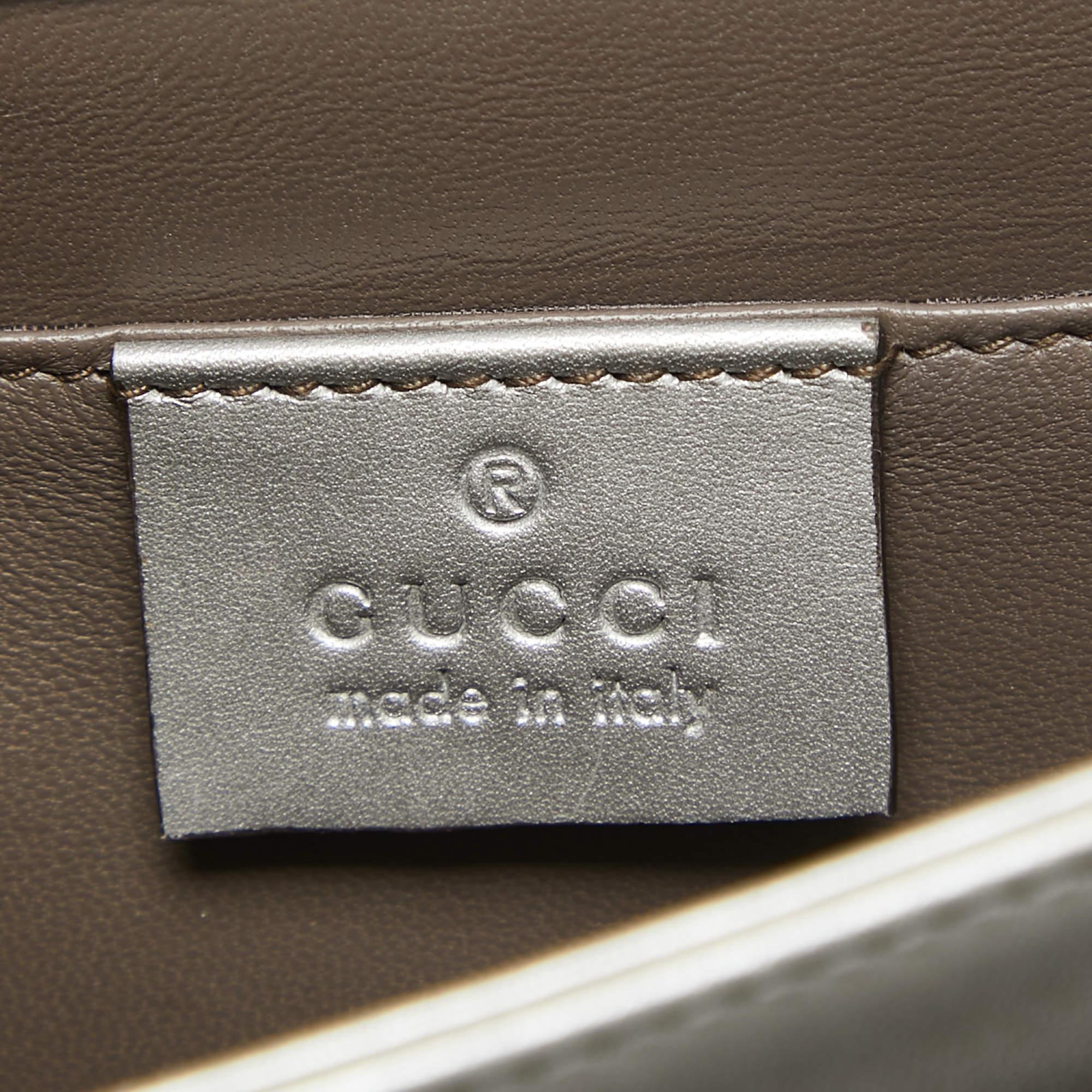 Gucci Silver Leather Crystal Embellished Broadway Shoulder Bag In Good Condition In Dubai, Al Qouz 2