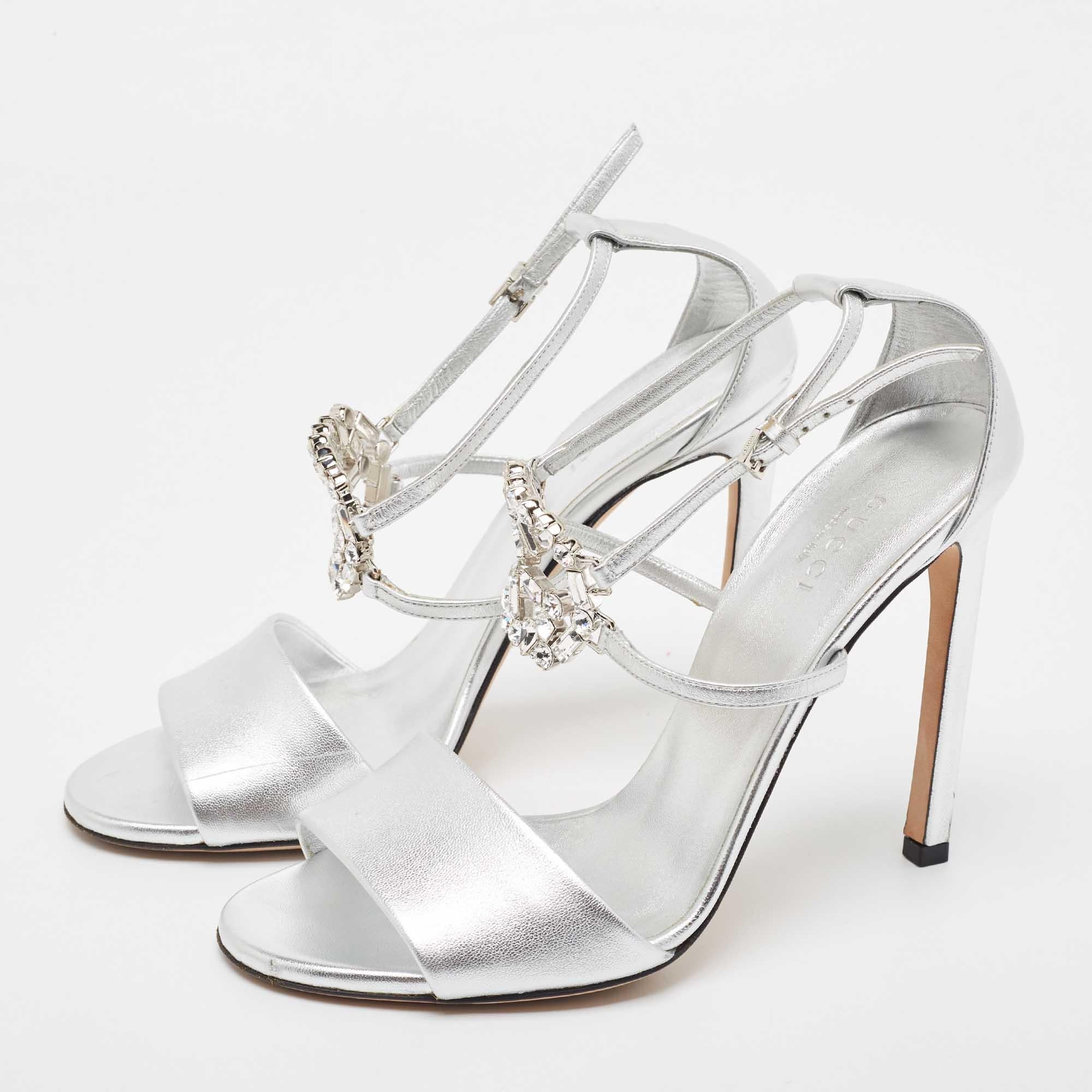Gucci Silver Leather Crystal Embellished GG Logo Ankle Strap Sandals Size 37 For Sale 5