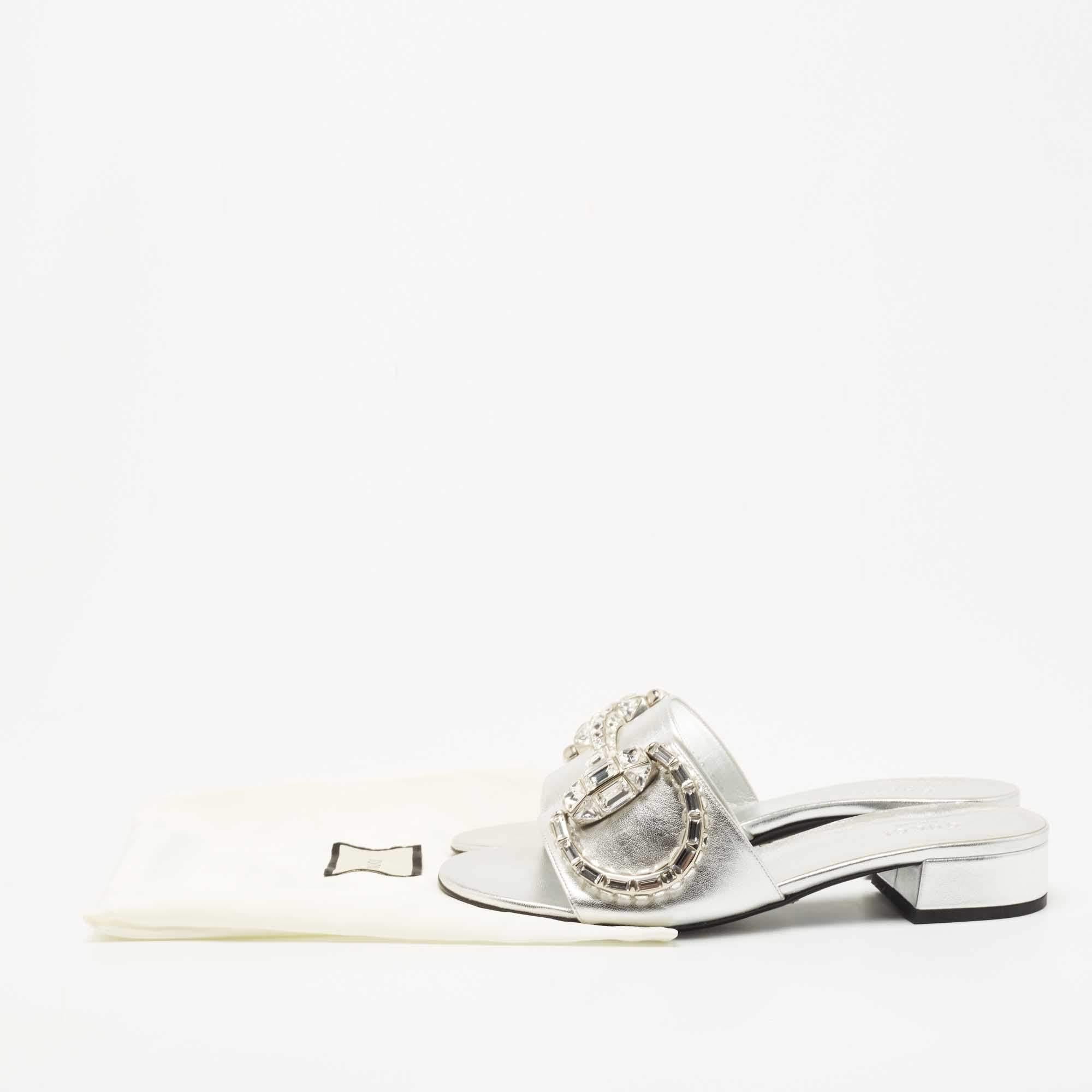 Gucci Silver Leather Crystal Embellished Maxime Slide Sandals Size 37.5 4