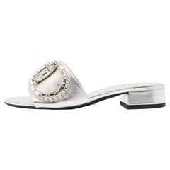 Gucci Silver Leather Crystal Embellished Maxime Slide Sandals Size 37.5