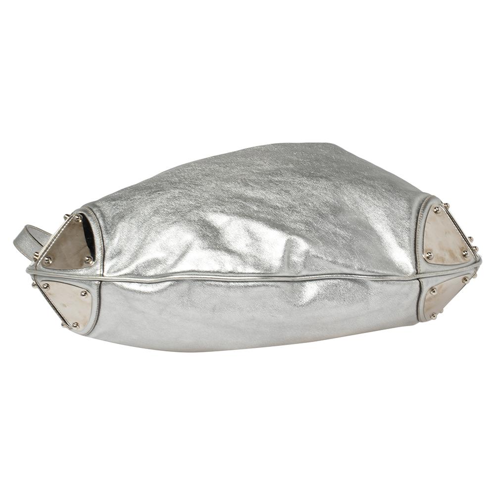 Großes Babouska Indy Hobo-Stück aus Silberleder von Gucci 6