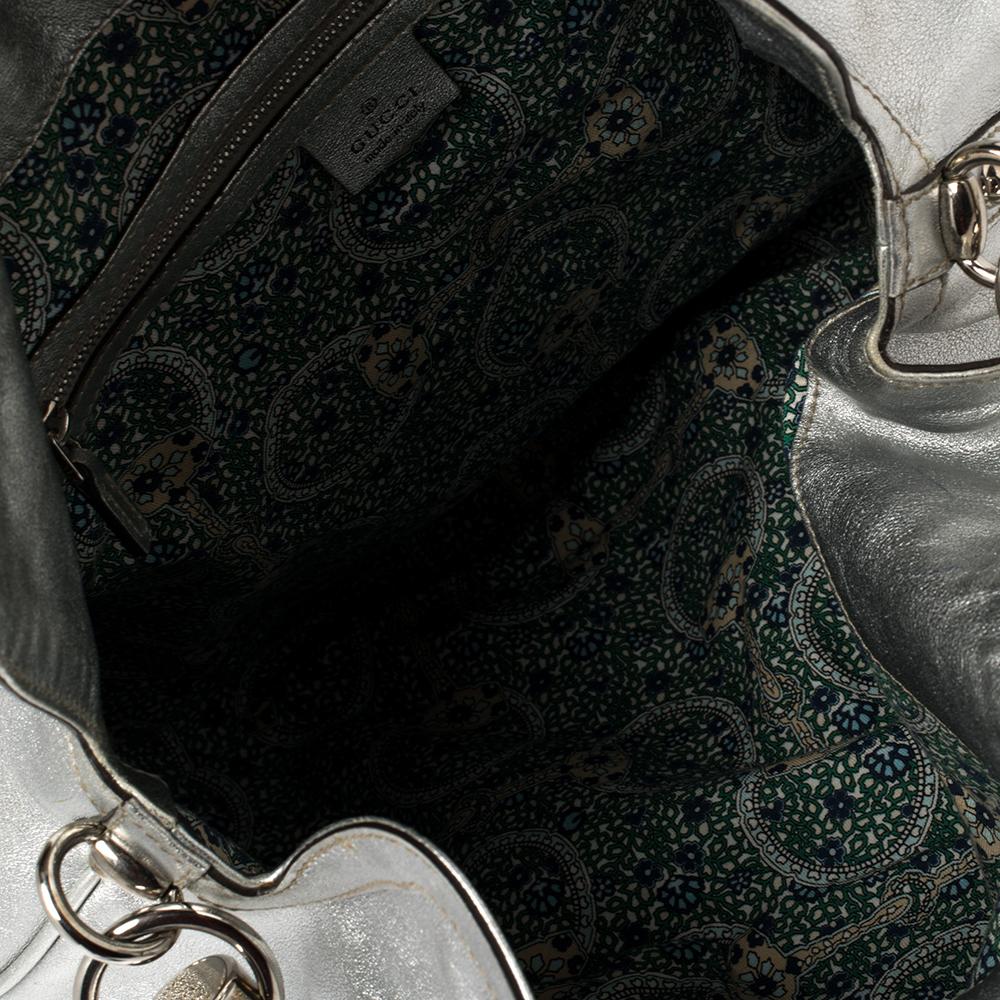 Großes Babouska Indy Hobo-Stück aus Silberleder von Gucci 1