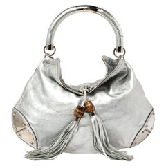 Großes Babouska Indy Hobo-Stück aus Silberleder von Gucci