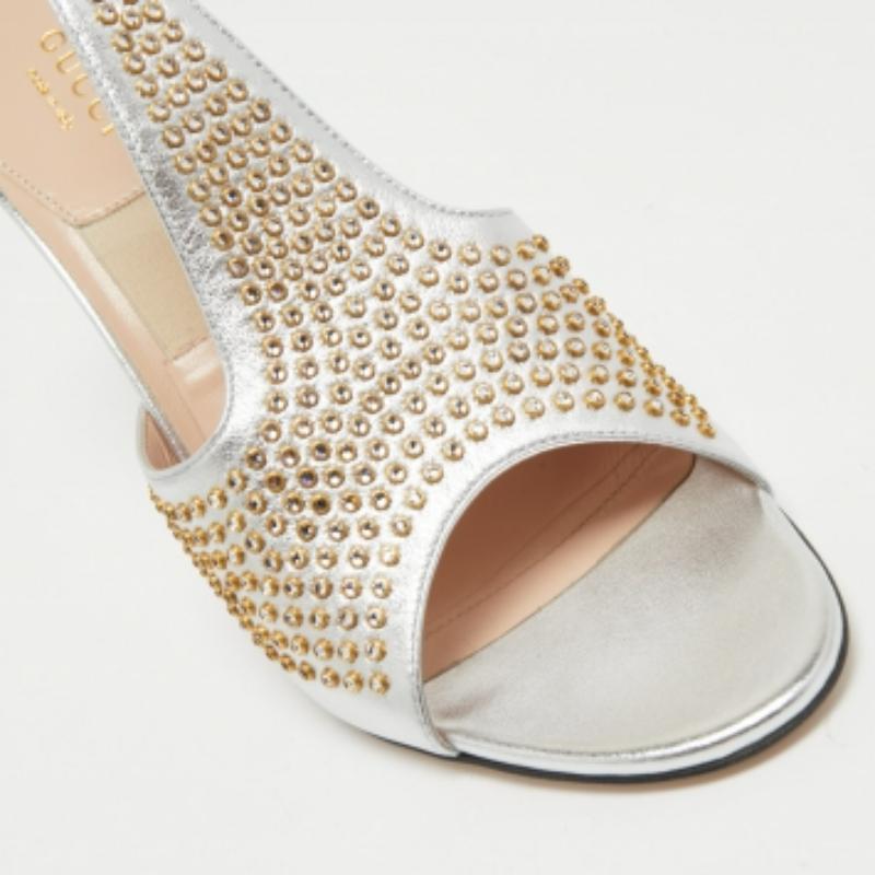 Argent Gucci Silver Leather Studded Cone Slide Sandals Size 36.5 en vente