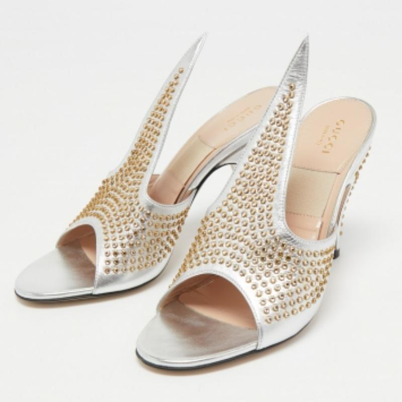 Gucci Silver Leather Studded Cone Slide Sandals Size 36.5 Pour femmes en vente