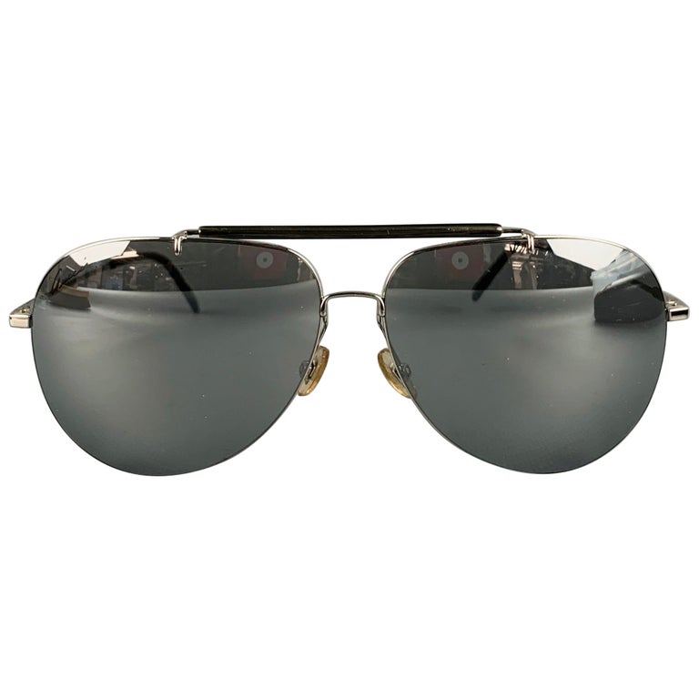 GUCCI Silver Metal Aviator Sunglasses For Sale at 1stDibs display picture 1