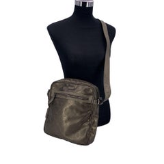 Gucci Silver Metal GG Monogram Imprime Coated Canvas Messenger Bag