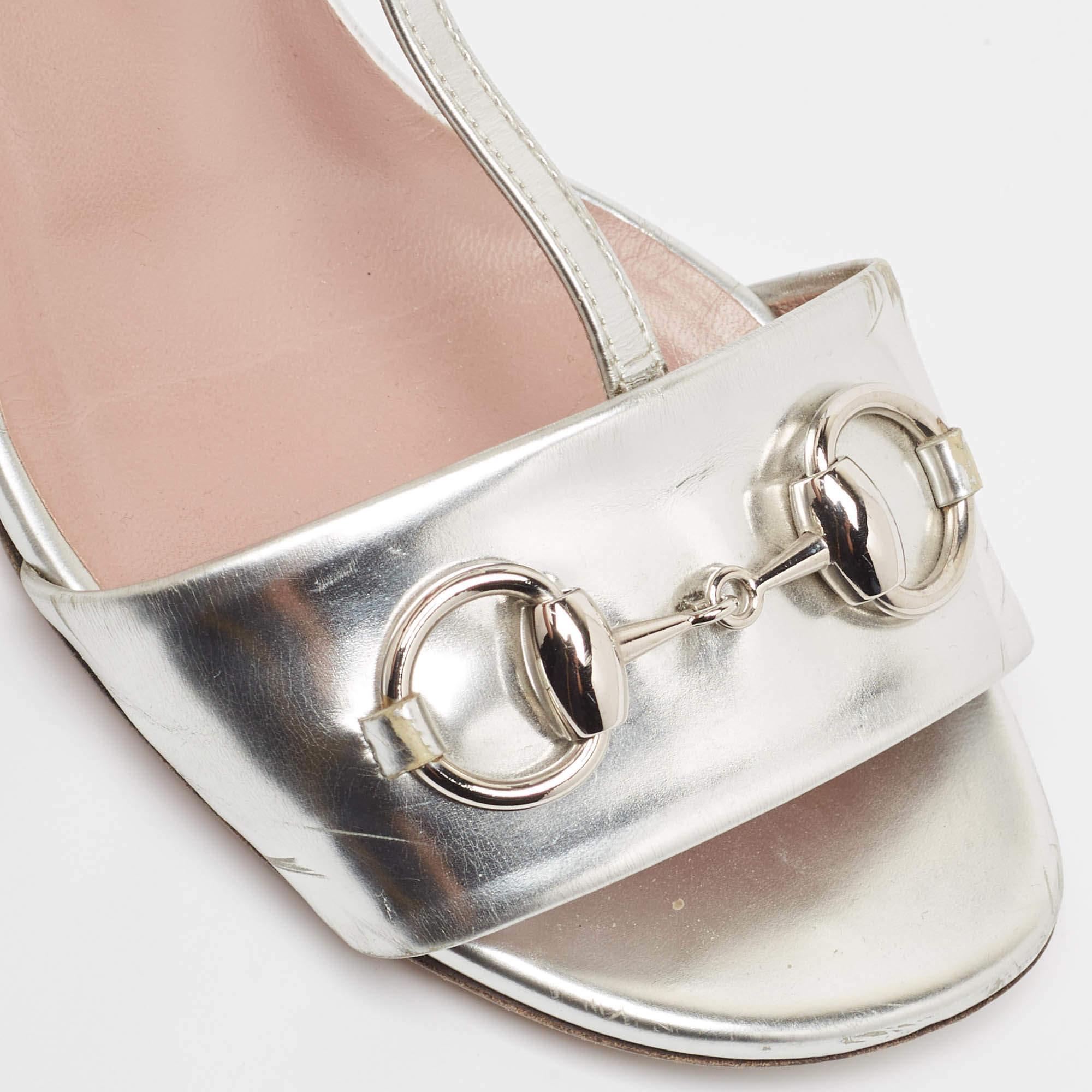 Gucci Silver Metallic Leather Horsebit Detail T-Strap Sandals Size 36 3