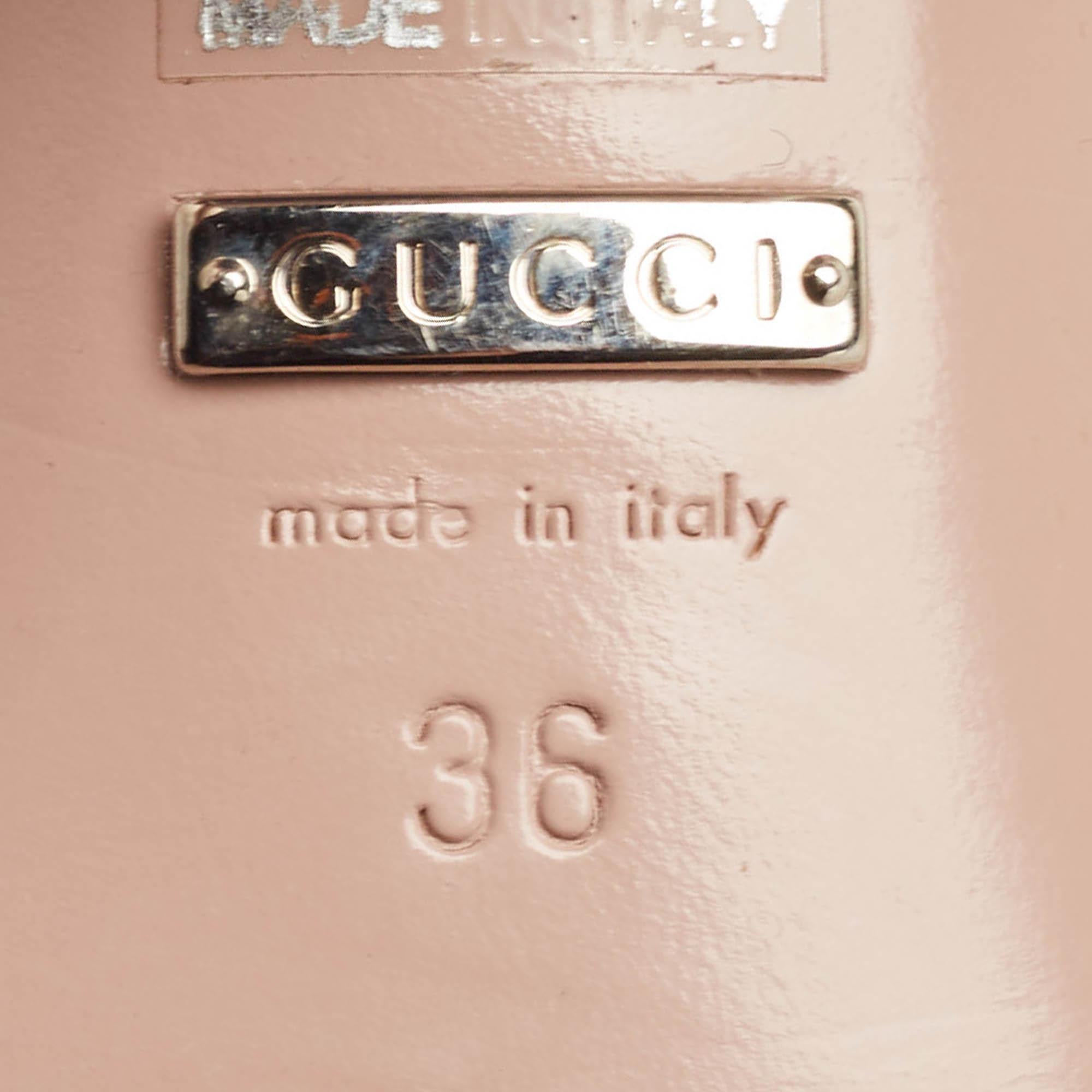 Gucci Silver Metallic Leather Horsebit Detail T-Strap Sandals Size 36 4