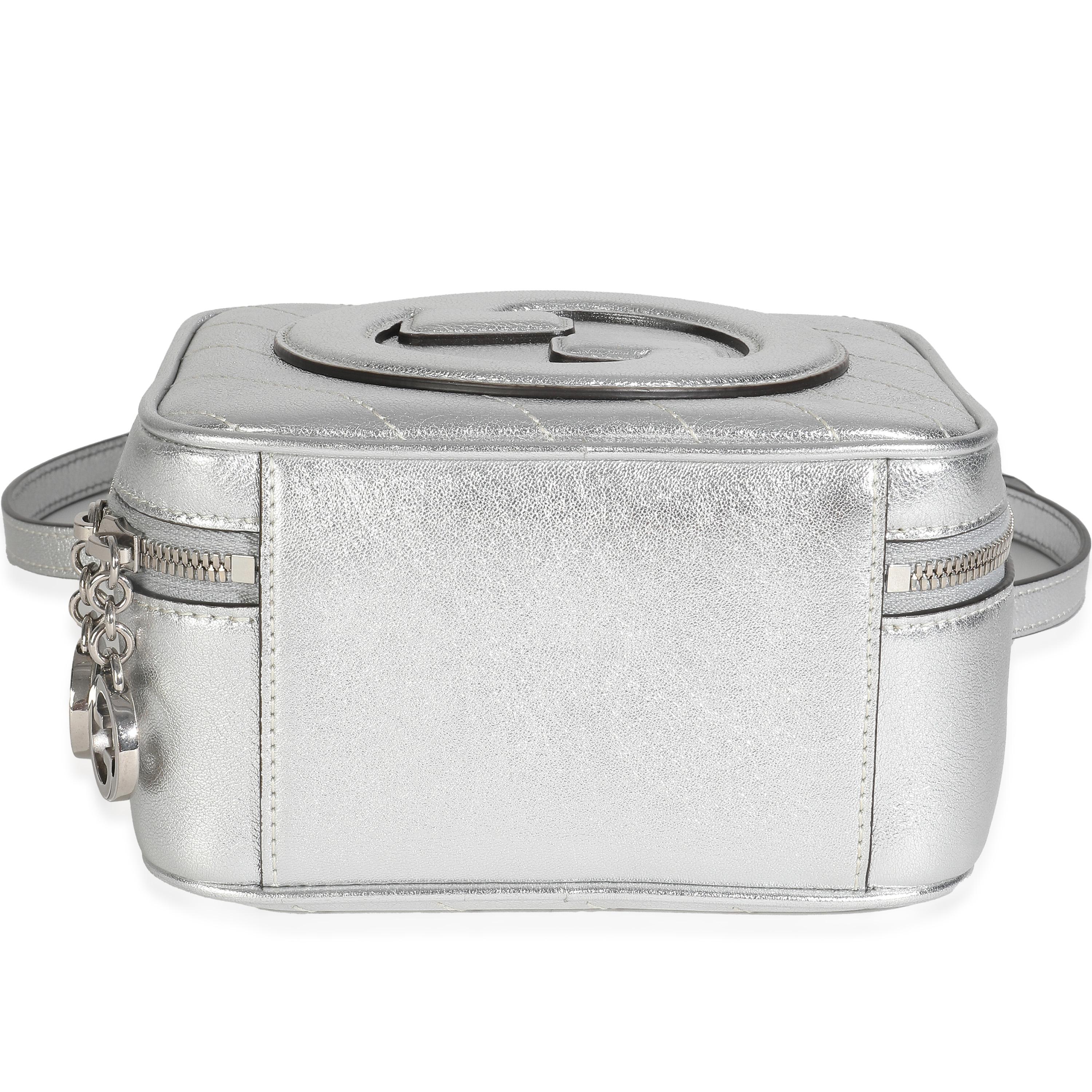 Gucci Silver Metallic Sakai Be Green Calfskin Diagonal Stitch by Greene Greene Top Hand Pour femmes en vente