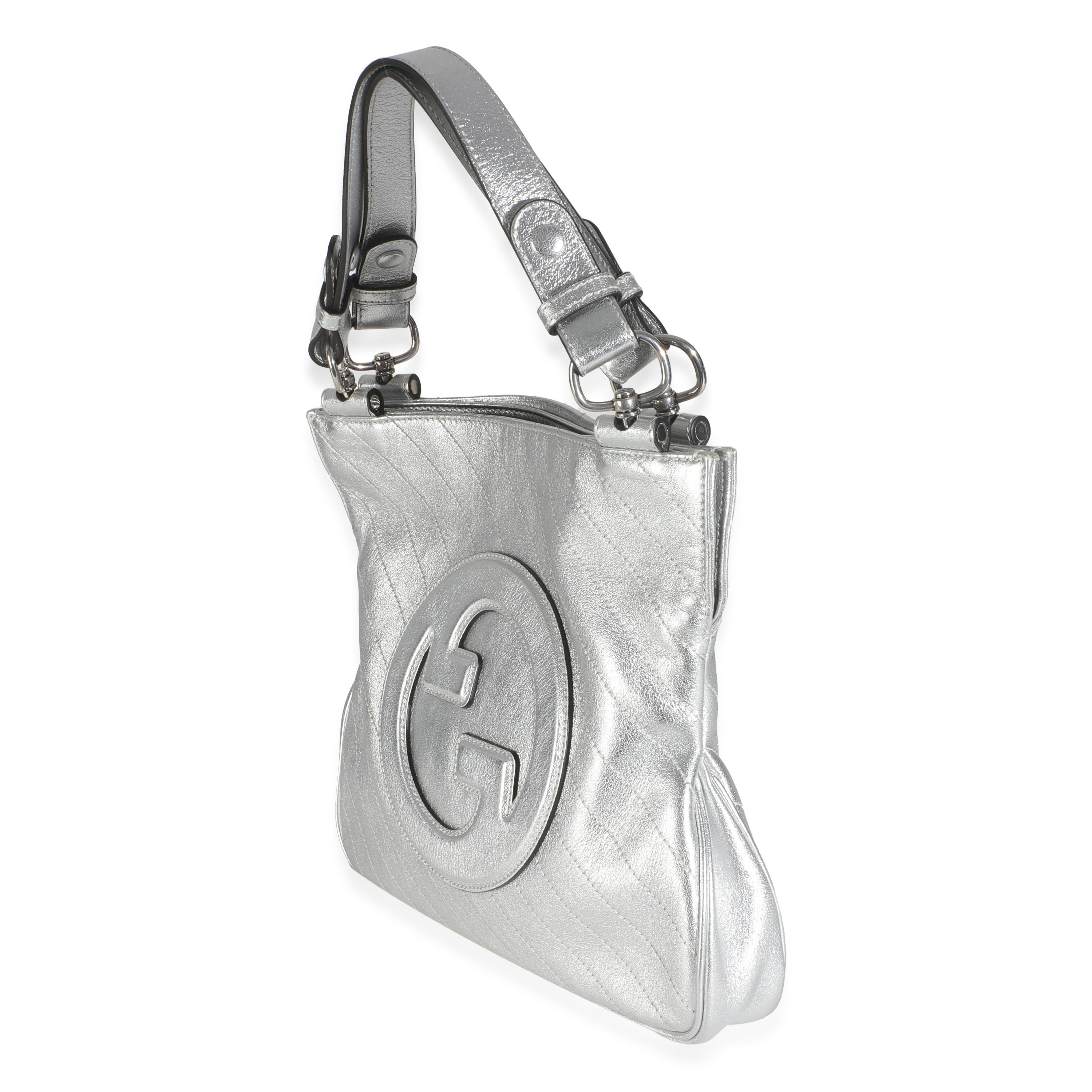 Gucci Silver Metallic Sakai Diagonal Stitched Calfskin Small Blondie Tote en Excelente estado para la venta en New York, NY