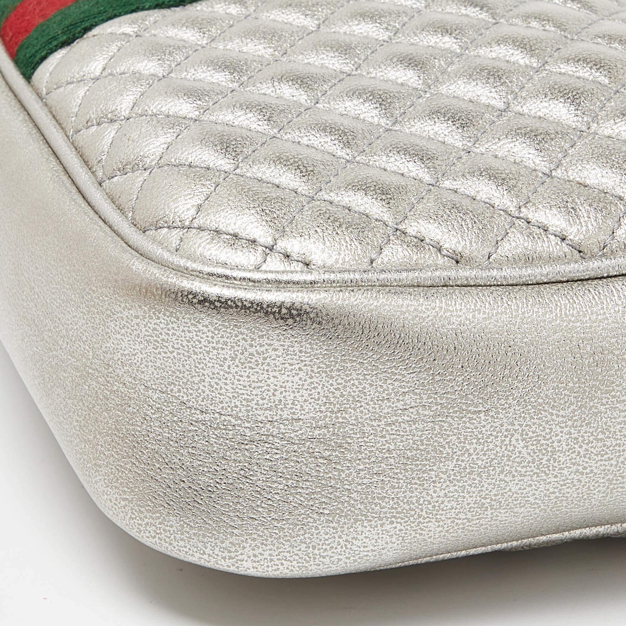Gucci Silver Quilted Leather Small Trapuntata Shoulder Bag In Excellent Condition In Dubai, Al Qouz 2