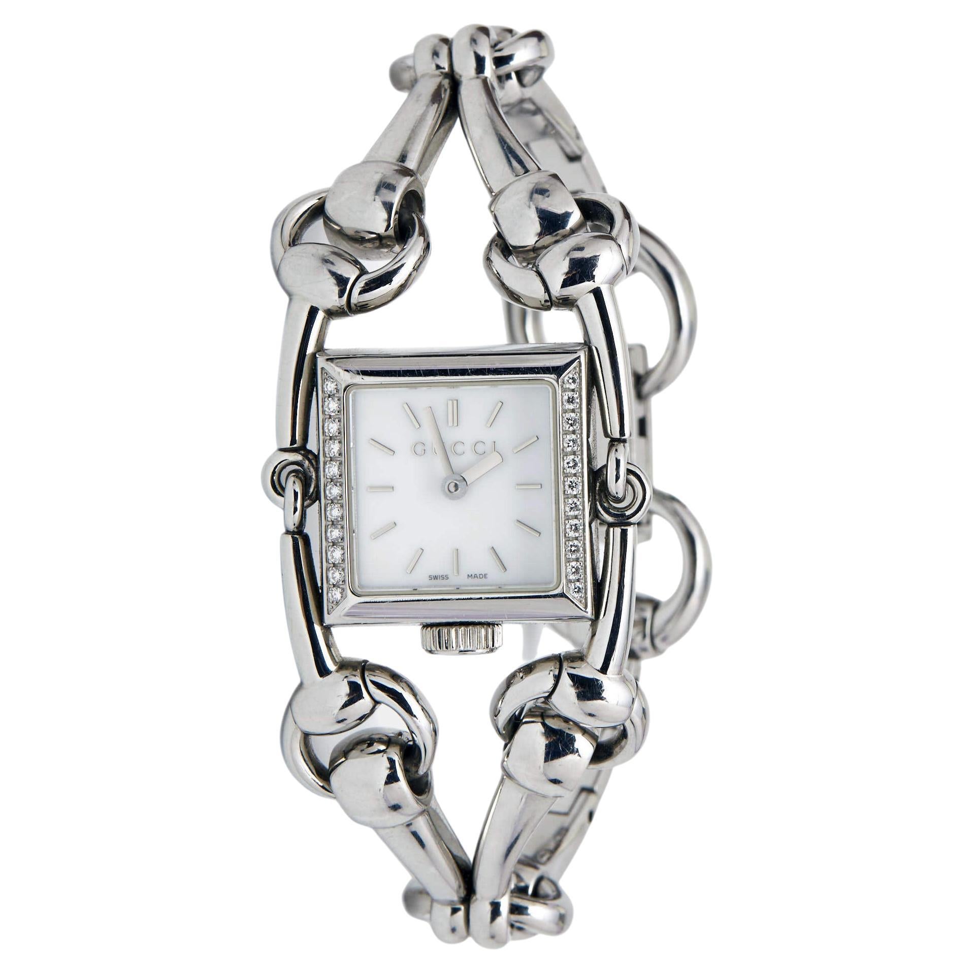 Gucci Silver Stainless Steel Diamonds Signoria YA116505 Women's Wristwatch 20 mm