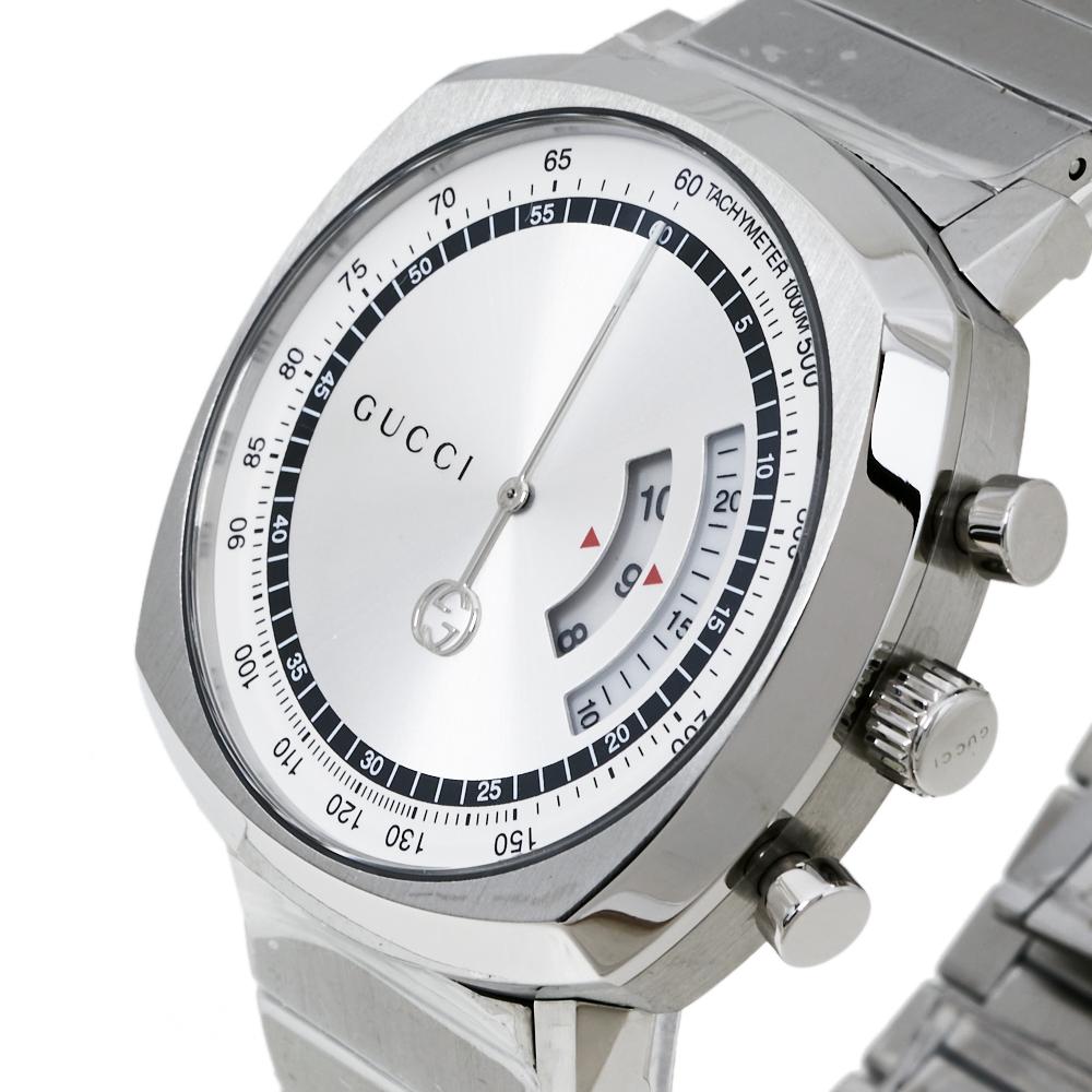Contemporary Gucci Silver Stainless Steel Grip YA157302 Men's Wristwatch 40 mm