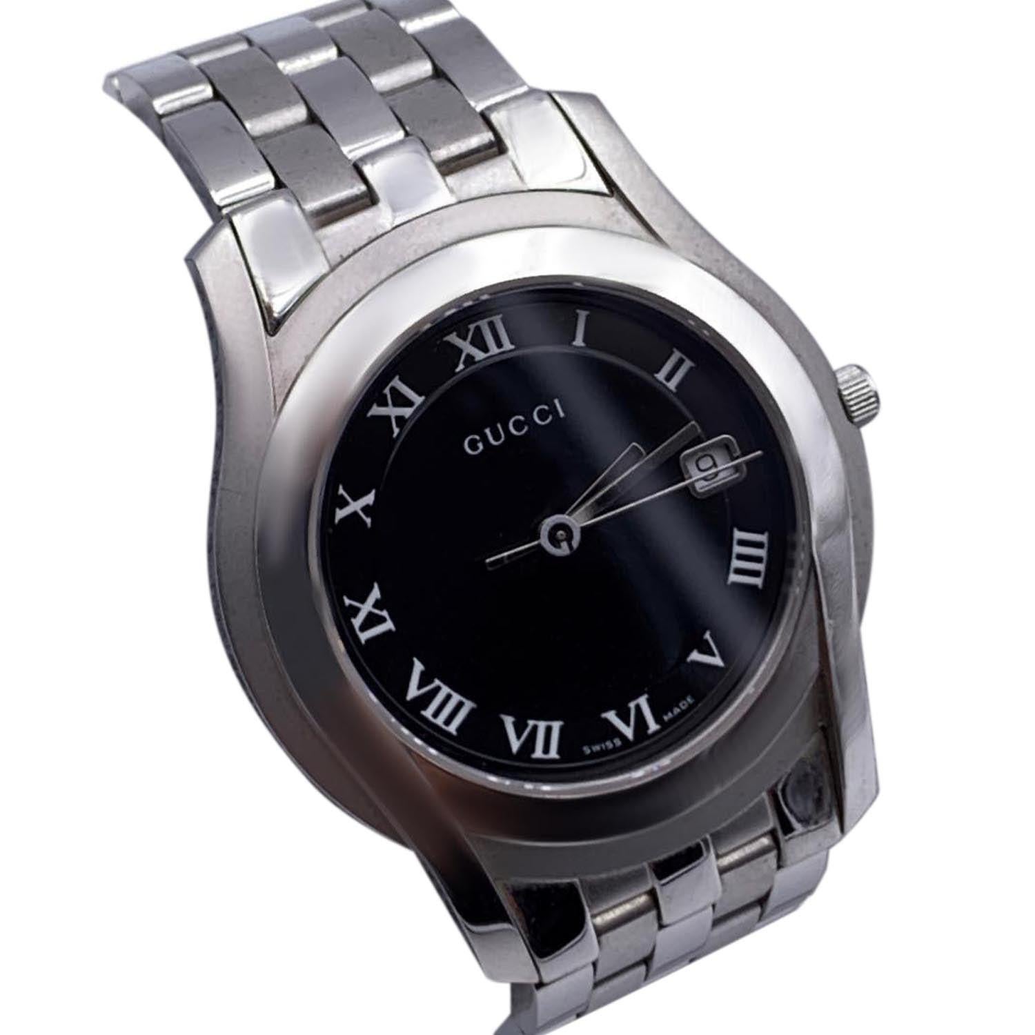 Women's or Men's Gucci Silver Stainless Steel Mod 5500 M Quartz Wrist Watch Black
