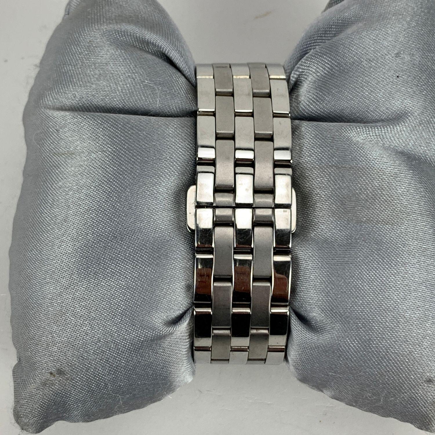 Gucci Silver Stainless Steel Mod 5500 M Wrist Watch Black Dial In Excellent Condition In Rome, Rome