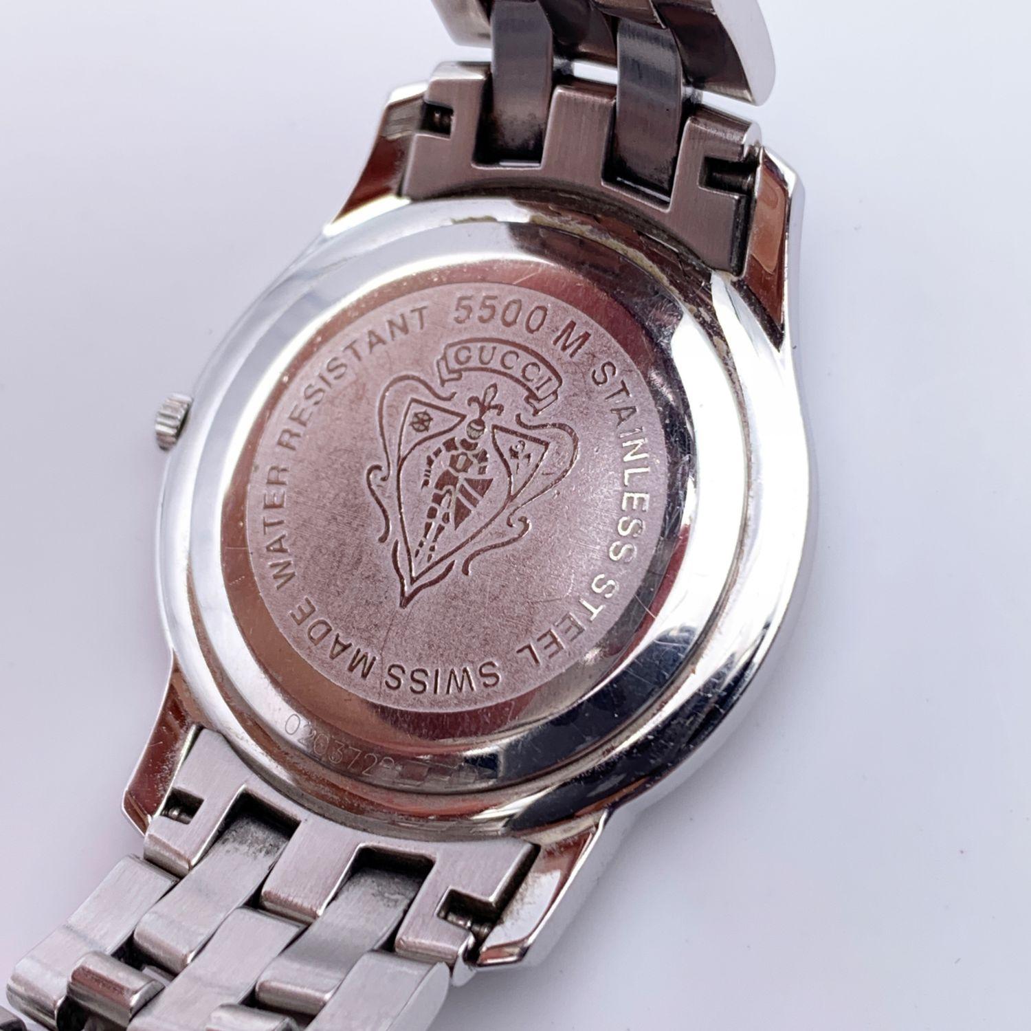 Gucci Silver Stainless Steel 5500 M Quartz Wrist Watch Silver Dial In Excellent Condition In Rome, Rome