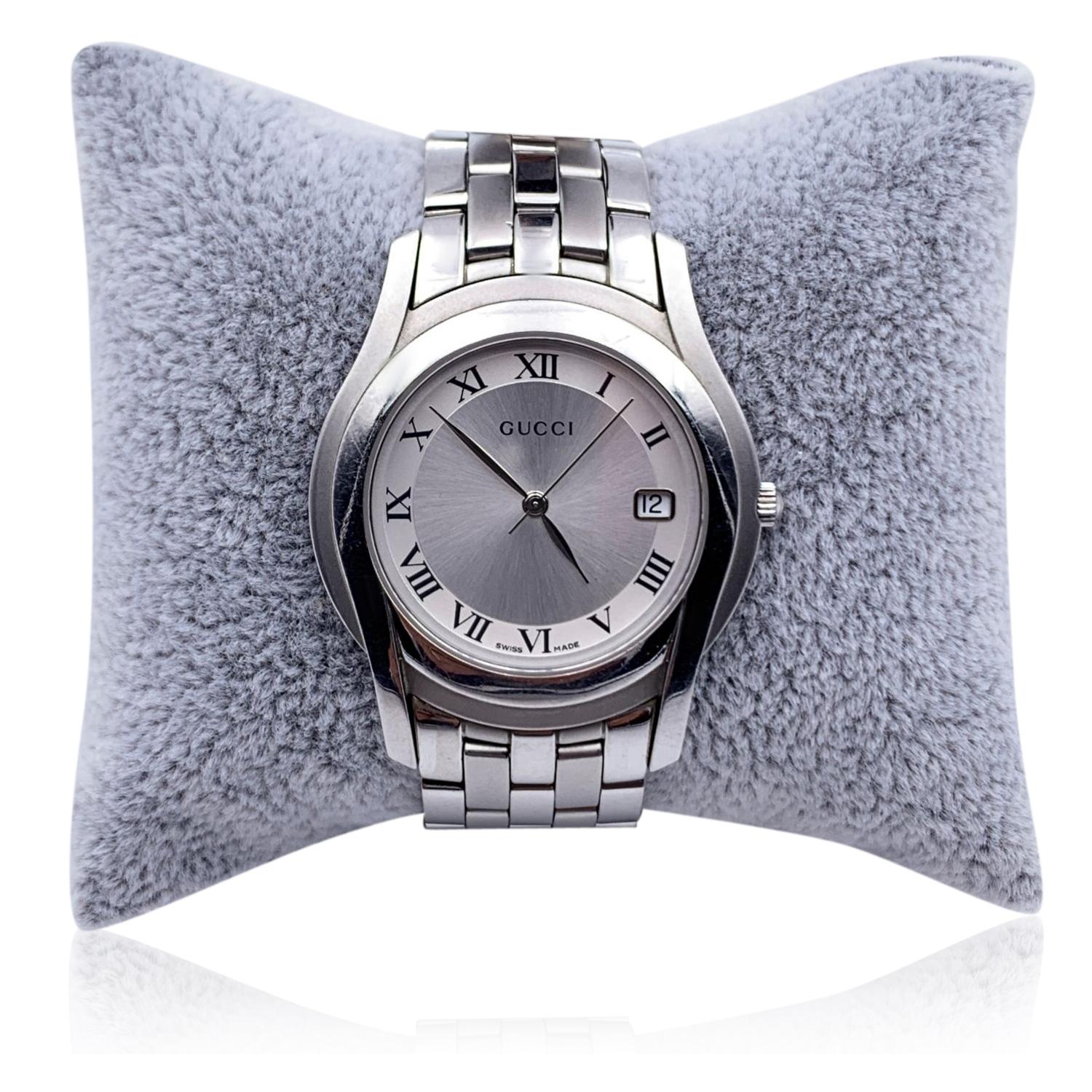 Women's Gucci Silver Stainless Steel 5500 M Quartz Wrist Watch Silver Dial